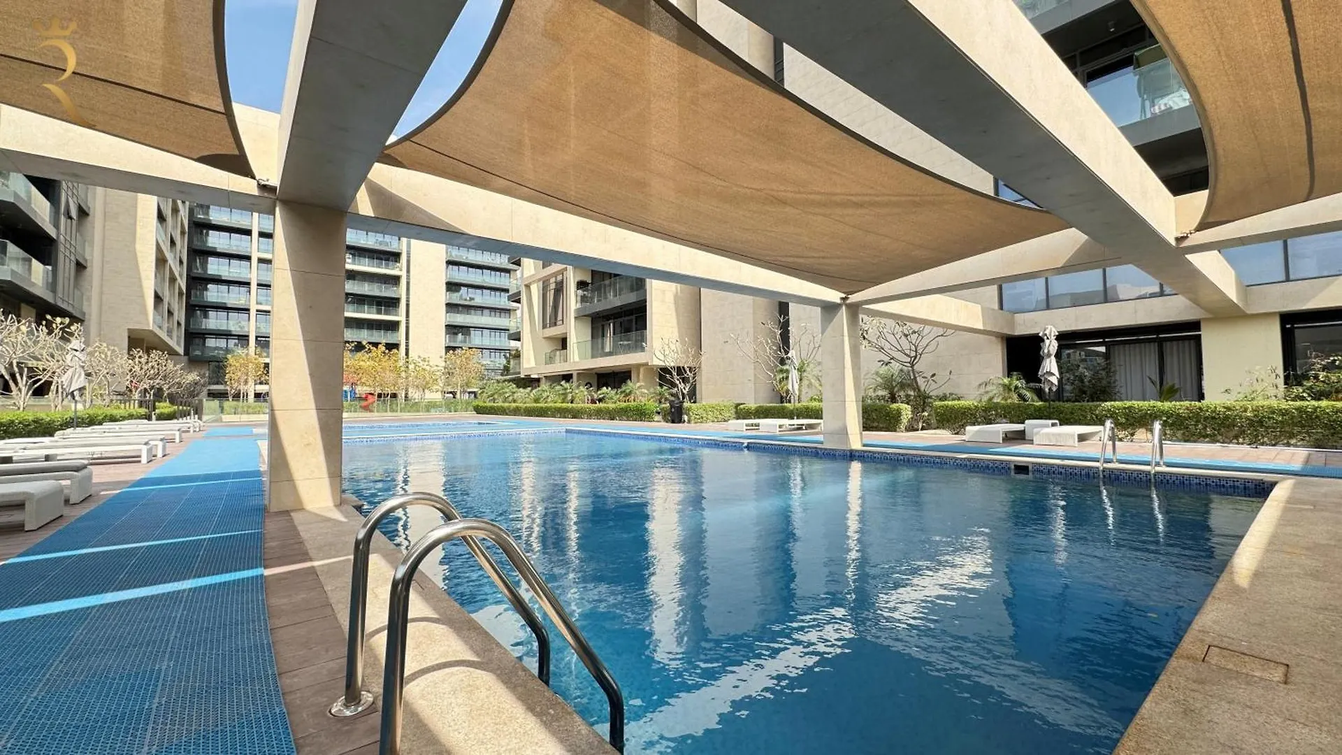 Luxe Studio Free Pool And Gym Access Abu Dhabi
