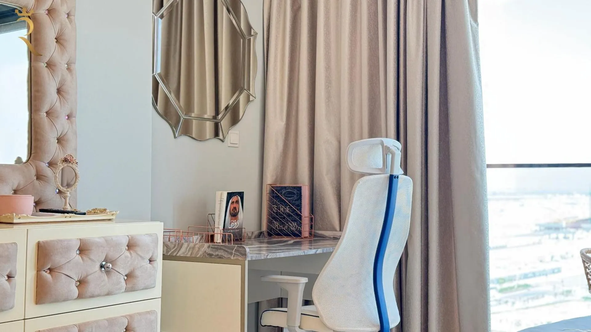 Luxe Studio Free Pool And Gym Access Διαμέρισμα