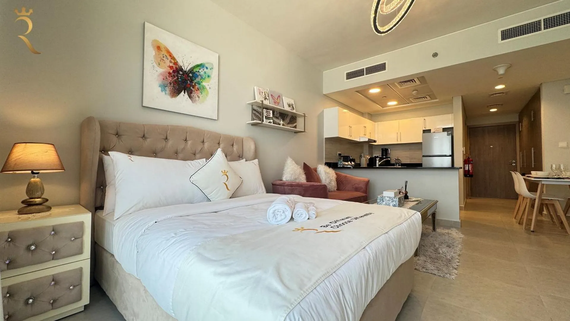 Apartment Luxe Studio Free Pool And Gym Access Abu Dhabi
